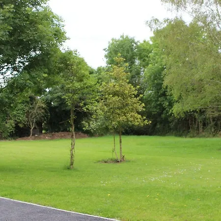Holiday home Adare River